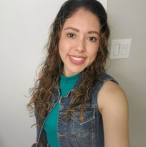 Meet your Posher, Sandy